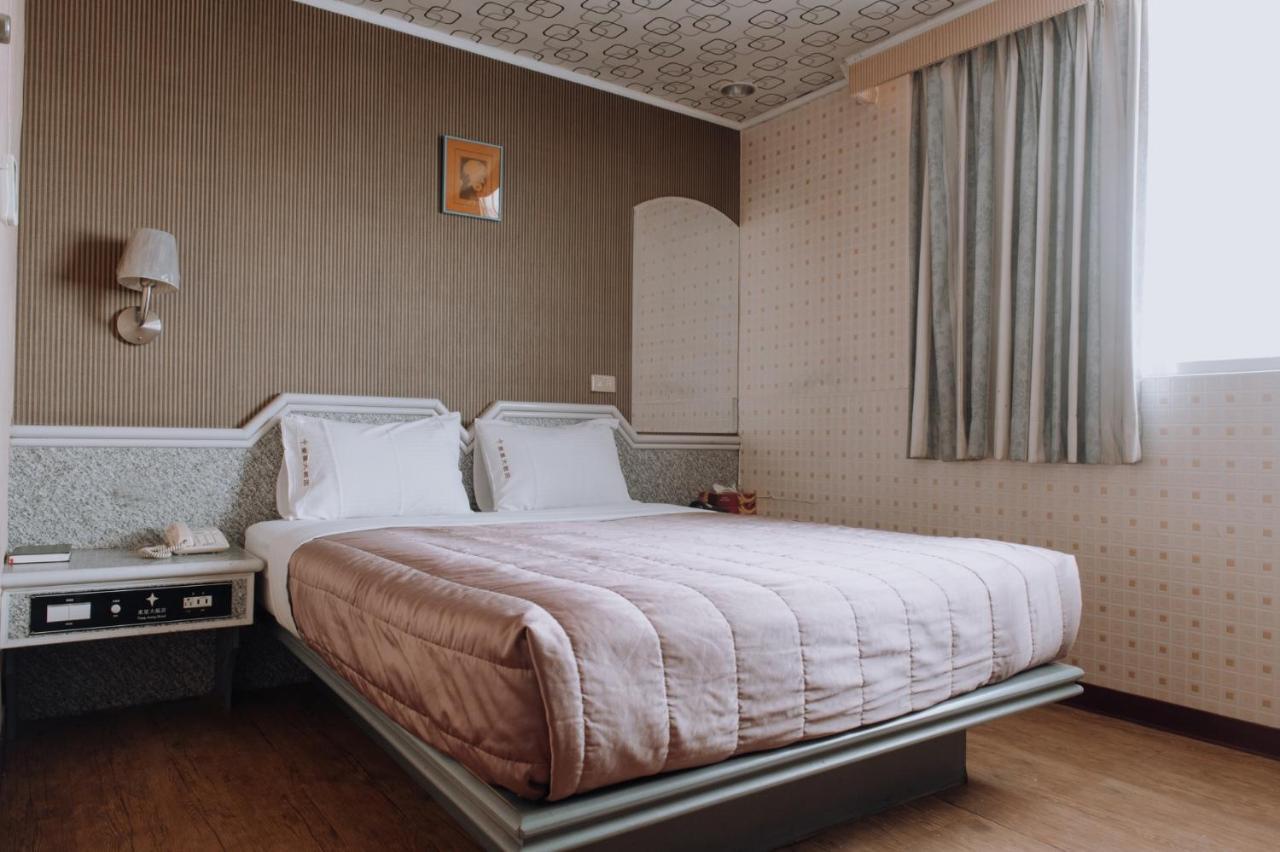 Tong Hsin Hotel Pingtung Esterno foto