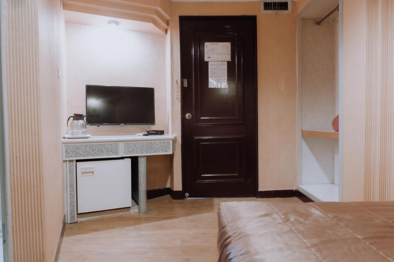 Tong Hsin Hotel Pingtung Esterno foto